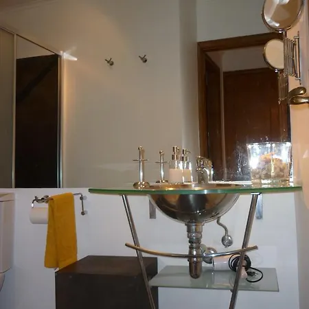 Cathedral Of דירה ליסבון